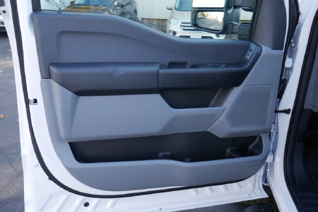 2027 Ford F-350SD XL