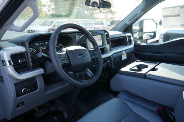 2027 Ford F-350SD XL