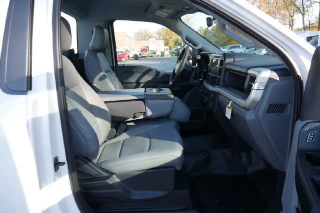 2027 Ford F-350SD XL
