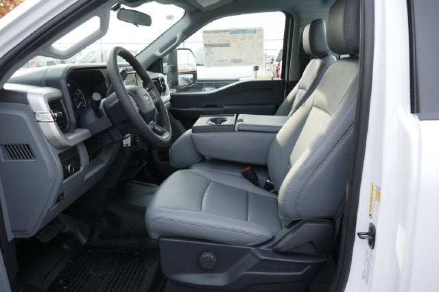 2027 Ford F-350SD XL
