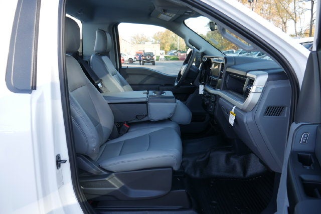 2027 Ford F-350SD XL