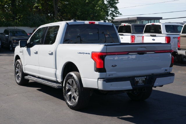 2023 Ford F-150 Lightning Lariat