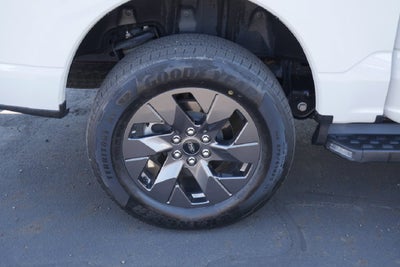 2023 Ford F-150 Lightning Lariat