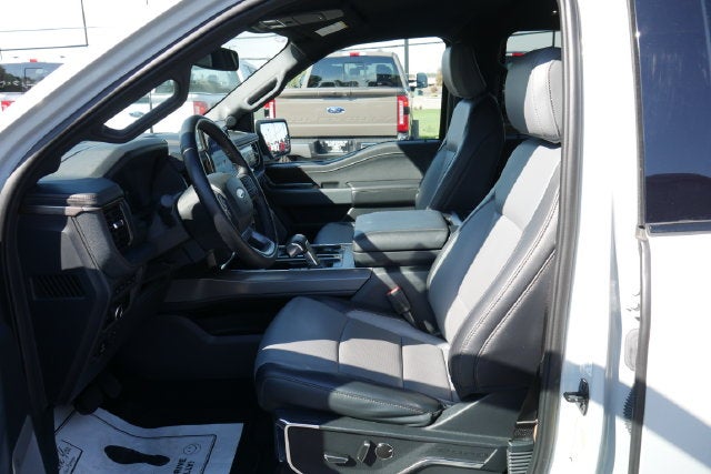 2023 Ford F-150 Lightning Lariat