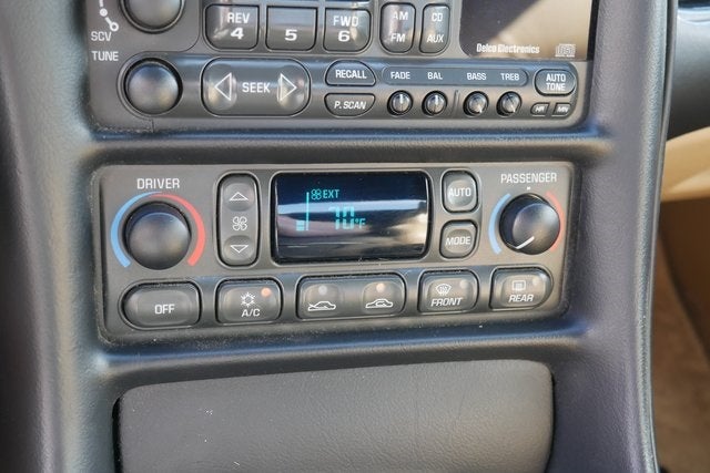 2001 Chevrolet Corvette Base