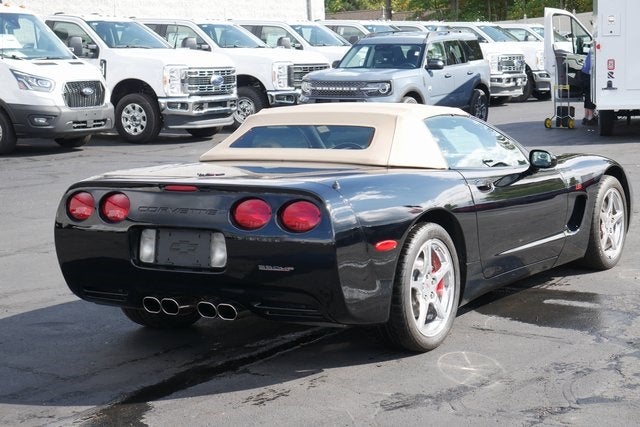 2001 Chevrolet Corvette Base