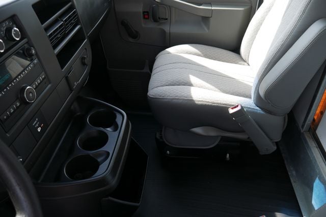 2016 Chevrolet Express 3500 Work Van Cutaway