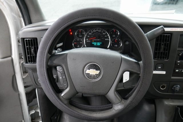 2014 Chevrolet Express 4500 Base Cutaway