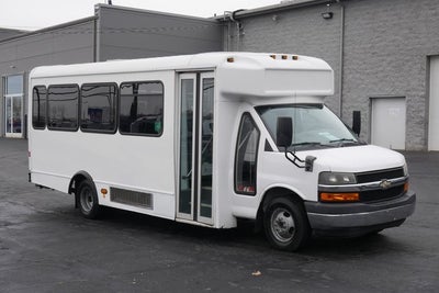 2014 Chevrolet Express 4500 Base Cutaway