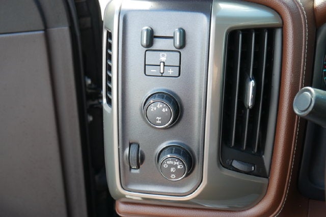 2015 Chevrolet Silverado 3500HD High Country DRW
