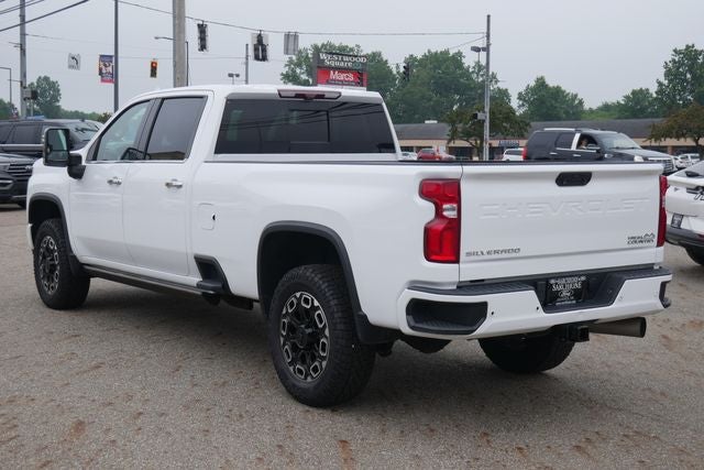 2022 Chevrolet Silverado 3500HD High Country