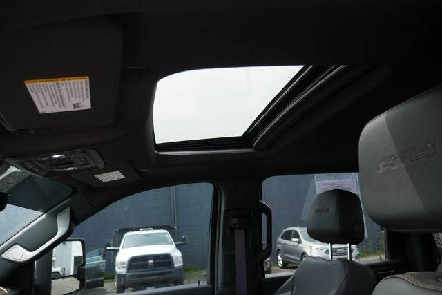 2025 GMC Sierra 2500HD AT4