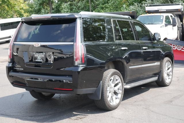 2020 Cadillac Escalade Luxury