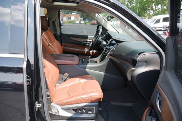 2020 Cadillac Escalade Luxury