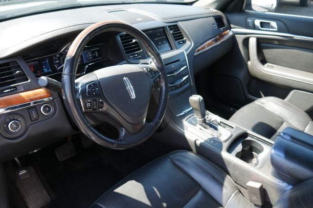 2013 Lincoln MKS Base