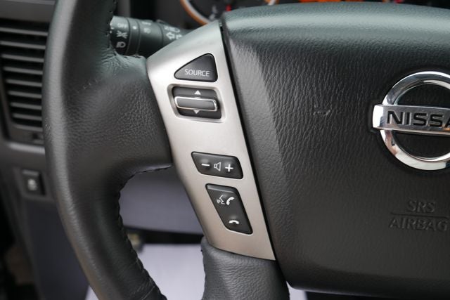 2015 Nissan Titan SV