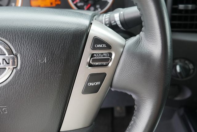 2015 Nissan Titan SV