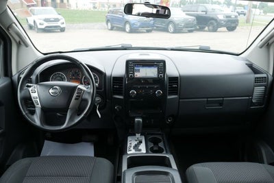 2015 Nissan Titan SV
