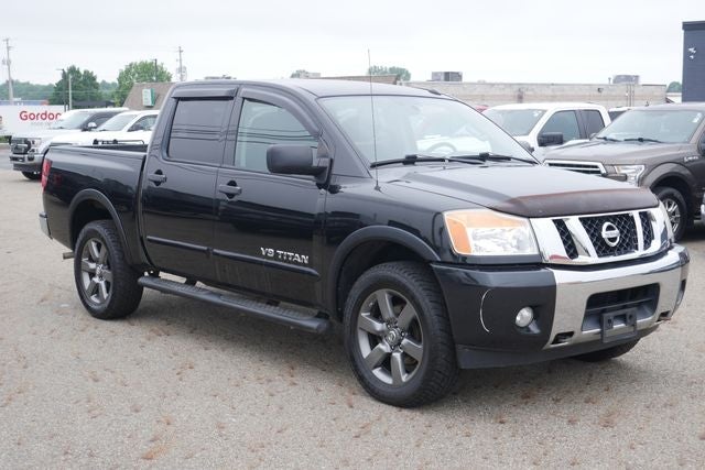 2015 Nissan Titan SV