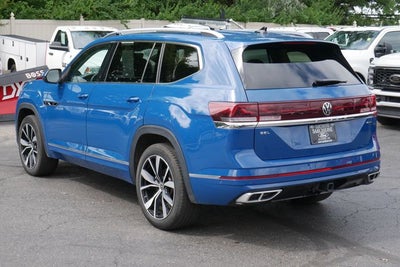 2025 Volkswagen Atlas 2.0T SEL Premium R-Line