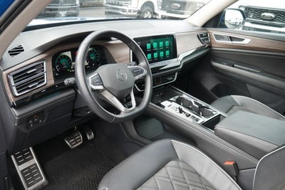 2025 Volkswagen Atlas 2.0T SEL Premium R-Line