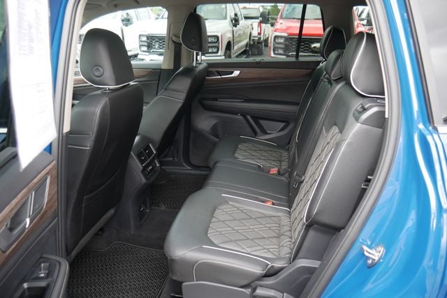 2025 Volkswagen Atlas 2.0T SEL Premium R-Line