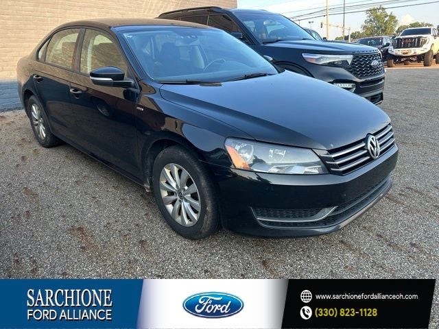 2014 Volkswagen Passat Base