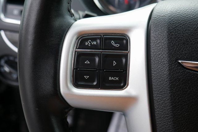 2015 Chrysler Town & Country Touring