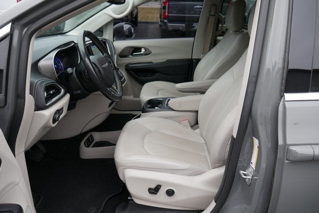 2021 Chrysler Pacifica Hybrid Touring L