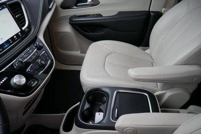 2021 Chrysler Pacifica Hybrid Touring L