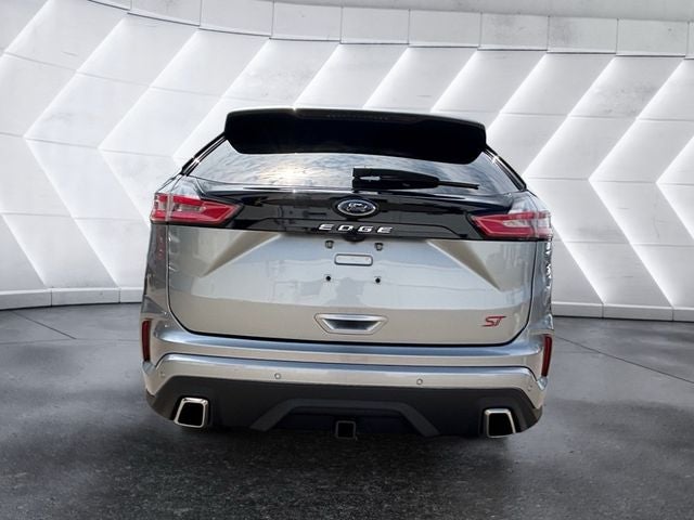2023 Ford Edge ST