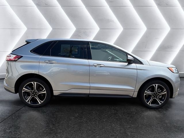 2023 Ford Edge ST