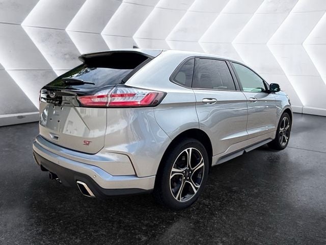 2023 Ford Edge ST