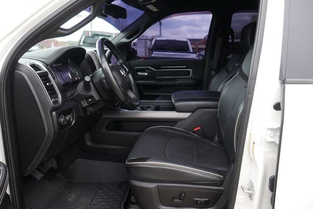 2020 RAM 3500 Laramie DRW