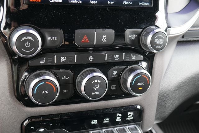 2020 RAM 3500 Laramie DRW