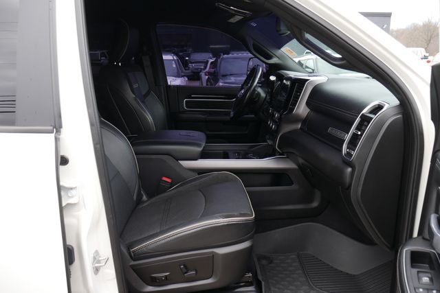 2020 RAM 3500 Laramie DRW