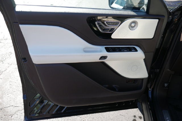 2023 Lincoln Aviator Black Label Premium