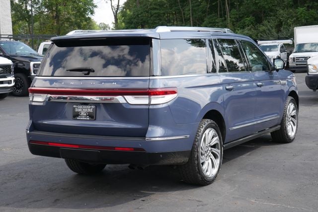 2022 Lincoln Navigator L Reserve