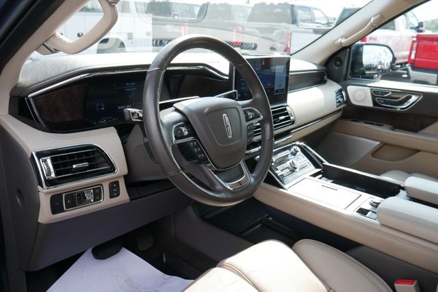 2022 Lincoln Navigator L Reserve