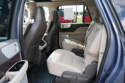 2022 Lincoln Navigator L Reserve