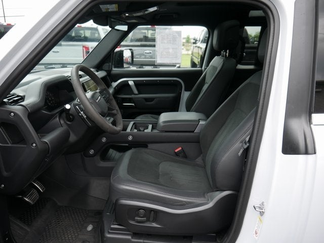 2023 Land Rover Defender 90 Carpathian Edition