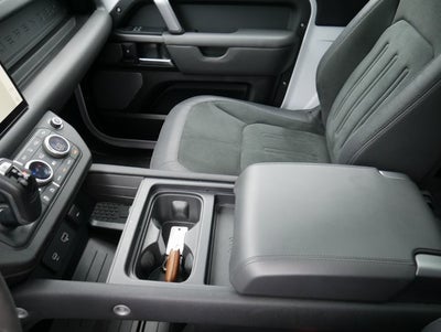 2023 Land Rover Defender 90 Carpathian Edition