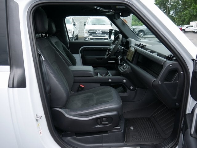 2023 Land Rover Defender 90 Carpathian Edition