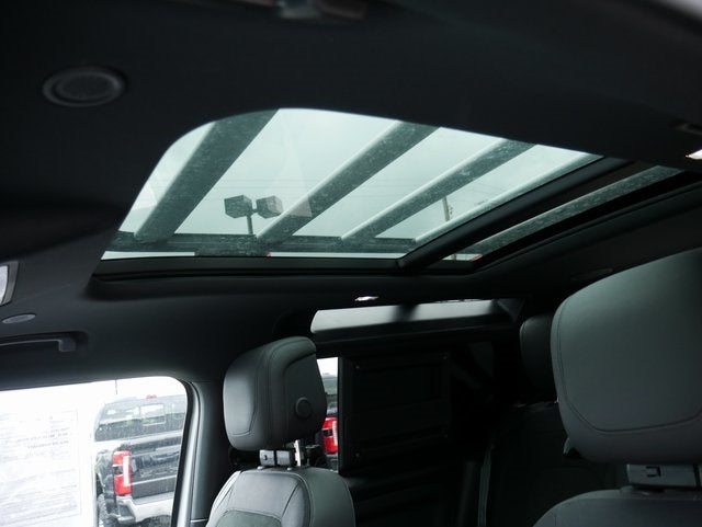 2023 Land Rover Defender 90 Carpathian Edition