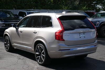 2024 Volvo XC90 B6 Plus Bright Theme