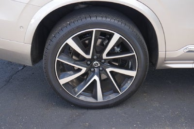 2024 Volvo XC90 B6 Plus Bright Theme