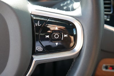 2024 Volvo XC90 B6 Plus Bright Theme