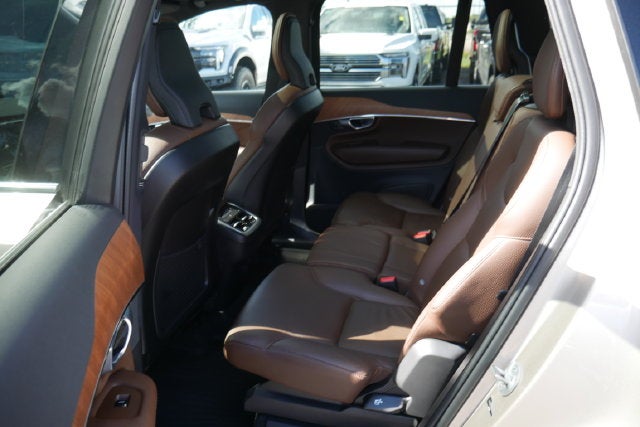 2024 Volvo XC90 B6 Plus Bright Theme
